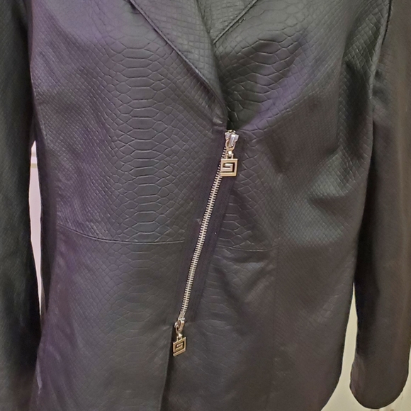 Pamela McCoy Textured Black Genuine Leather Blazer, Size Large - Picture 9 of 16